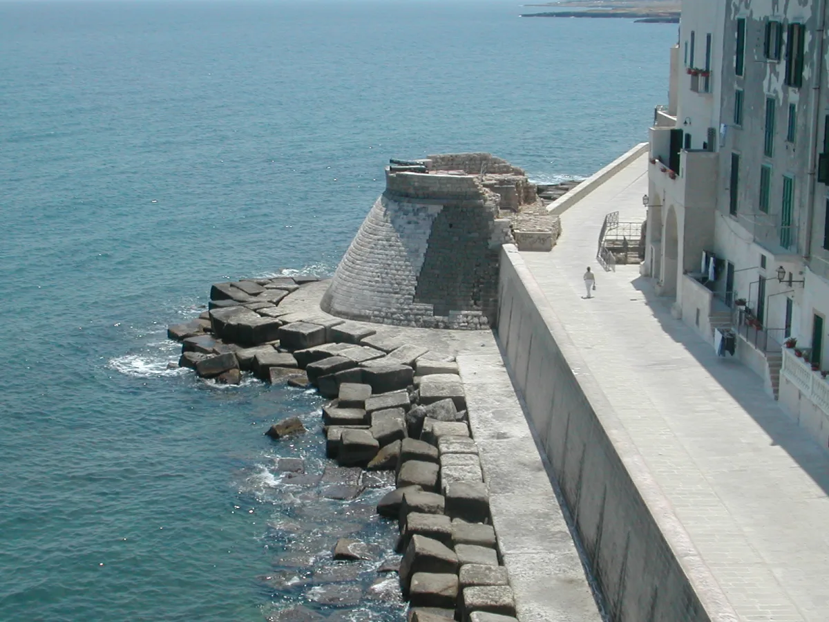 Monopoli: quali calette scegliere? Guida alle spiagge meno note